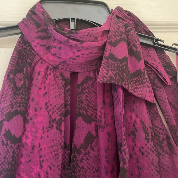 Purple snake/python print dress by White House/Black Market size 2 - Picture 4 of 8